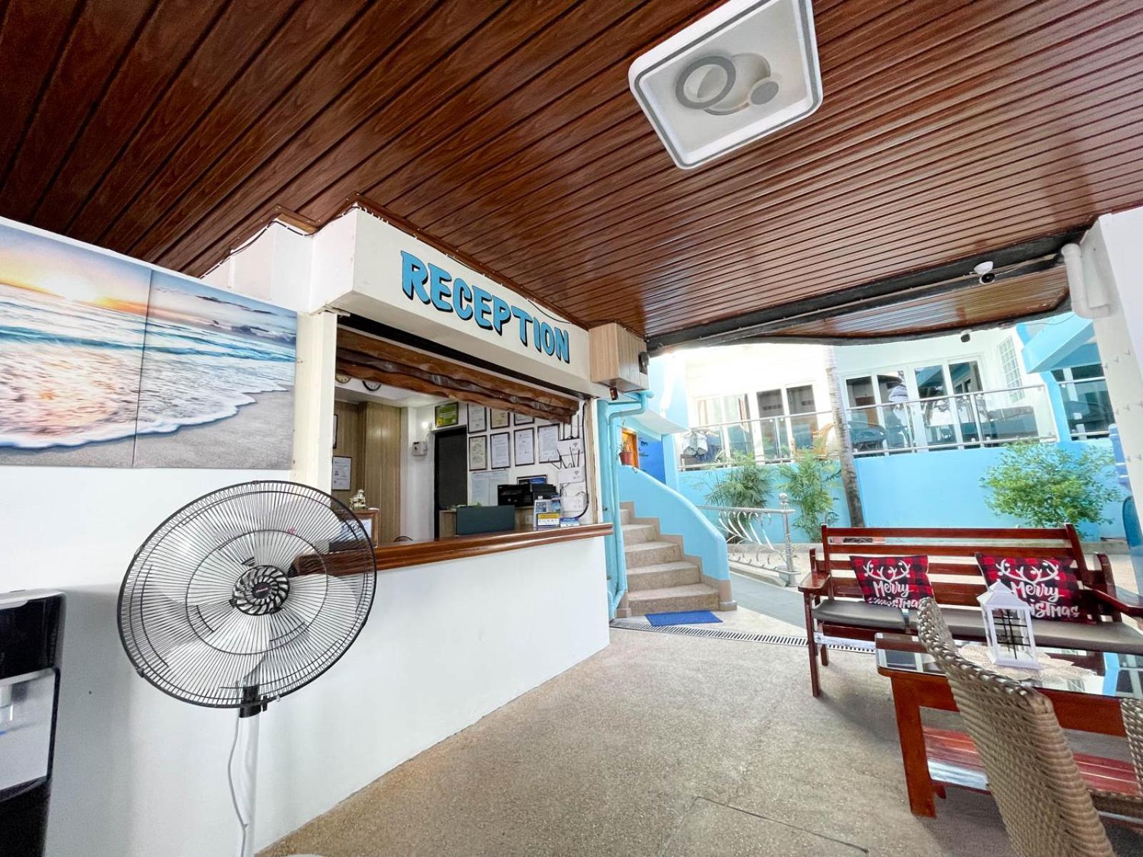 Montani Beach Resort Puerto Galera Powered By Cocotel Bagian luar foto